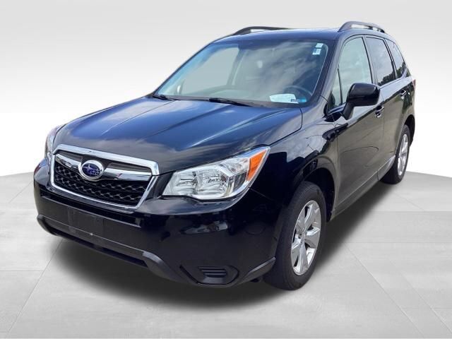 2016 SUBARU Forester