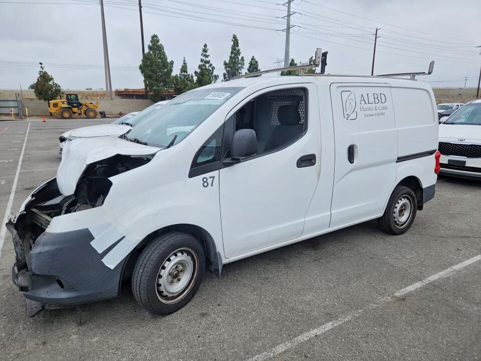 2017 NISSAN NV200