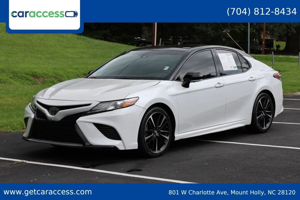 2018 TOYOTA Camry
