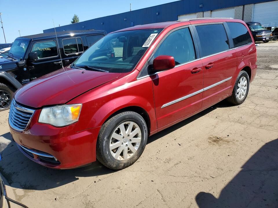 2014 CHRYSLER Town and Country