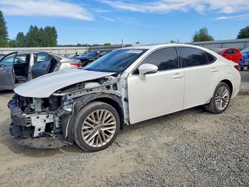 2013 LEXUS ES