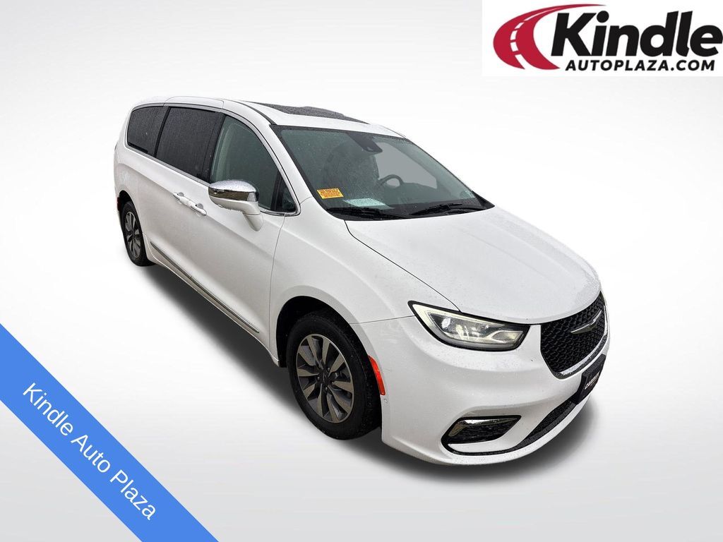 2022 CHRYSLER Pacifica