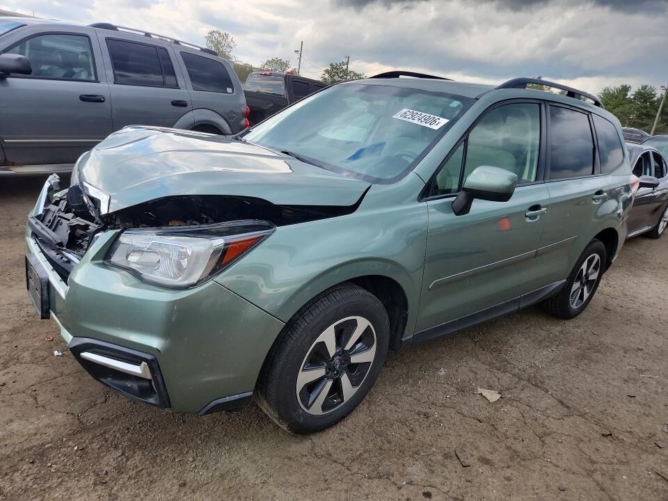 2017 SUBARU Forester