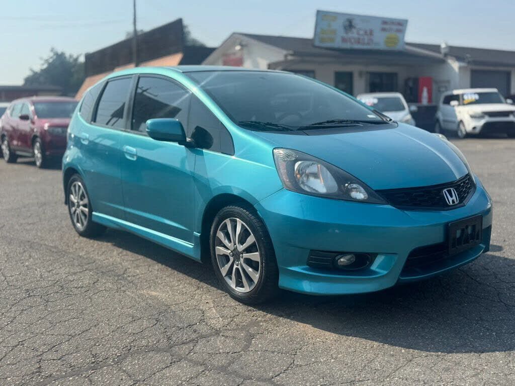 2012 HONDA Fit
