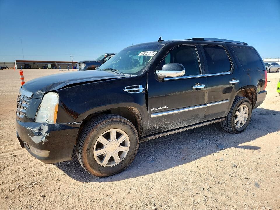 2011 CADILLAC Escalade