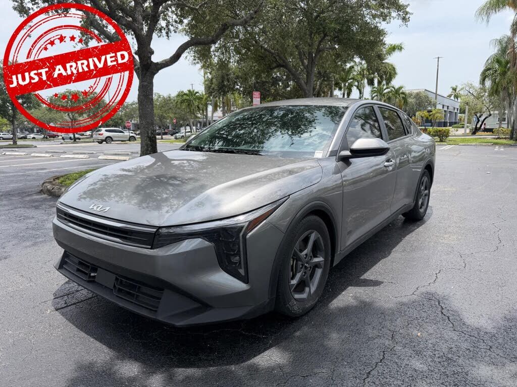 2025 KIA K4