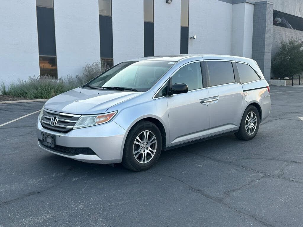 2011 HONDA Odyssey
