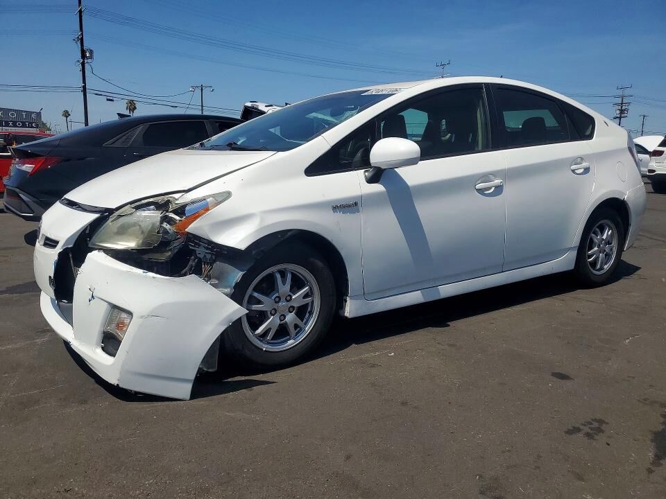 2011 TOYOTA PRIUS