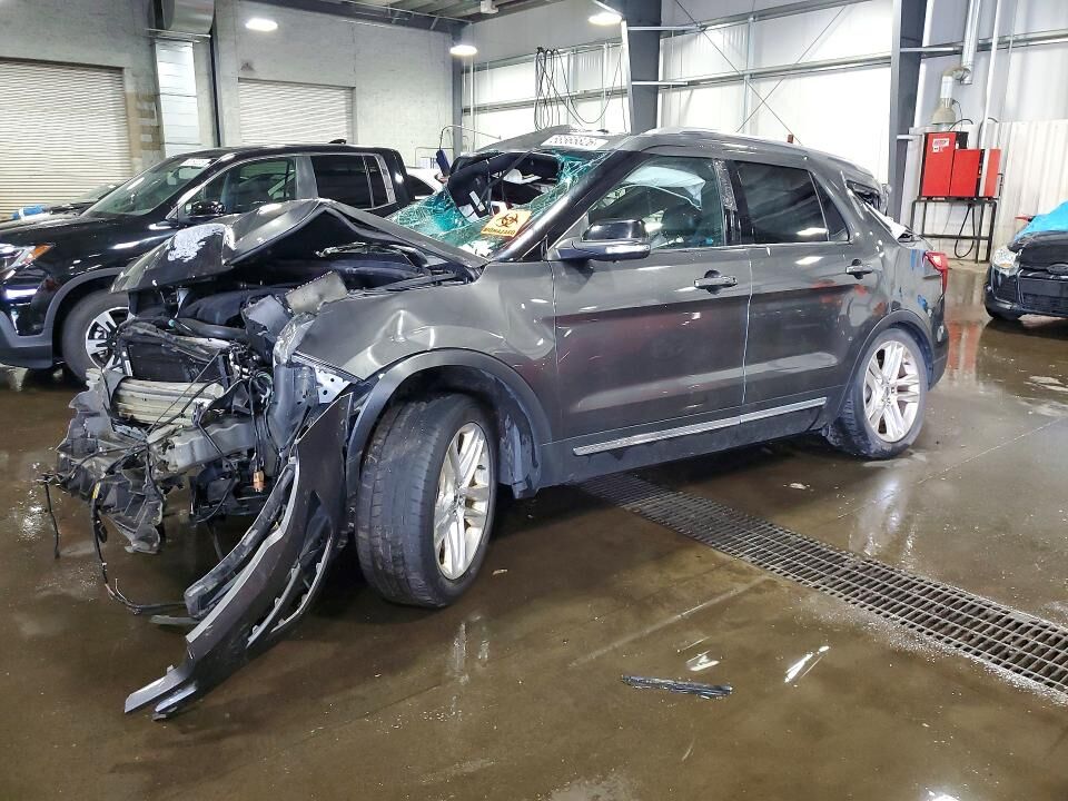 2017 FORD Explorer