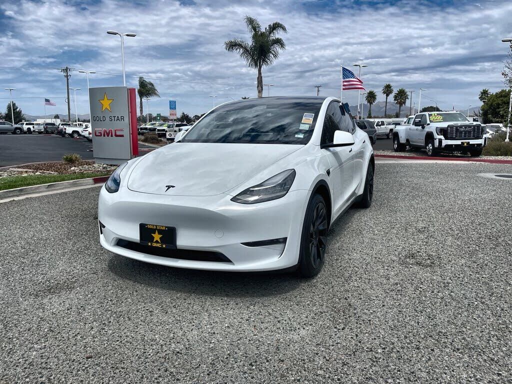 2021 TESLA Model Y