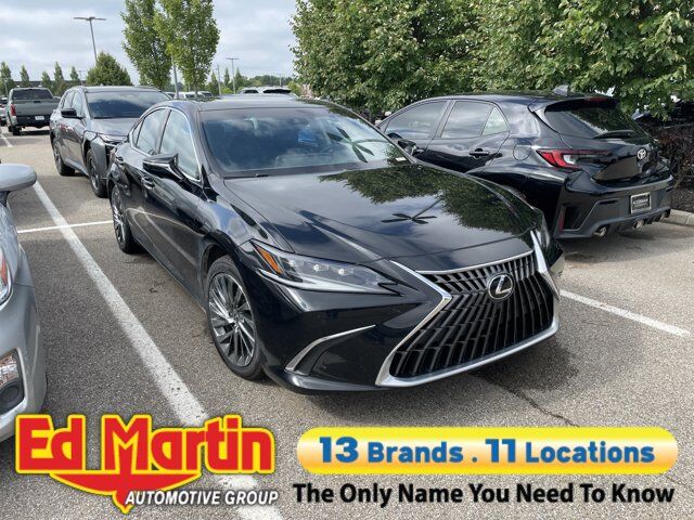 2024 LEXUS ES