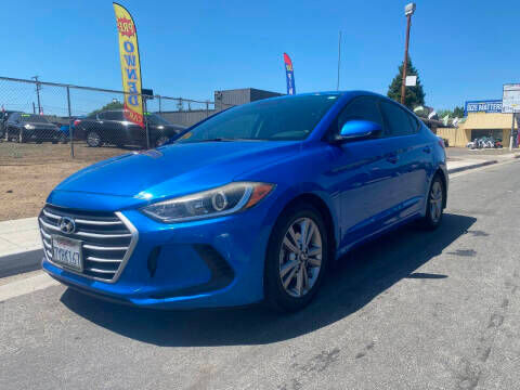 2017 HYUNDAI Elantra
