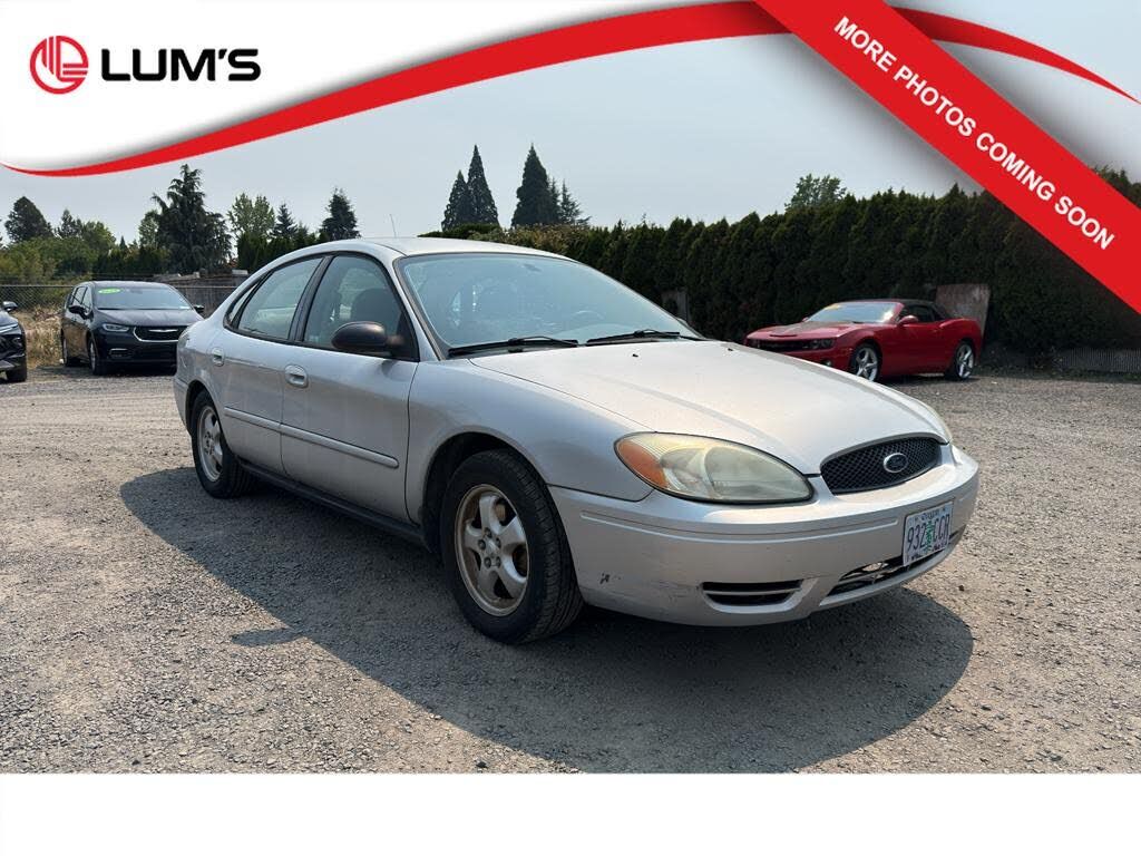 2004 FORD Taurus