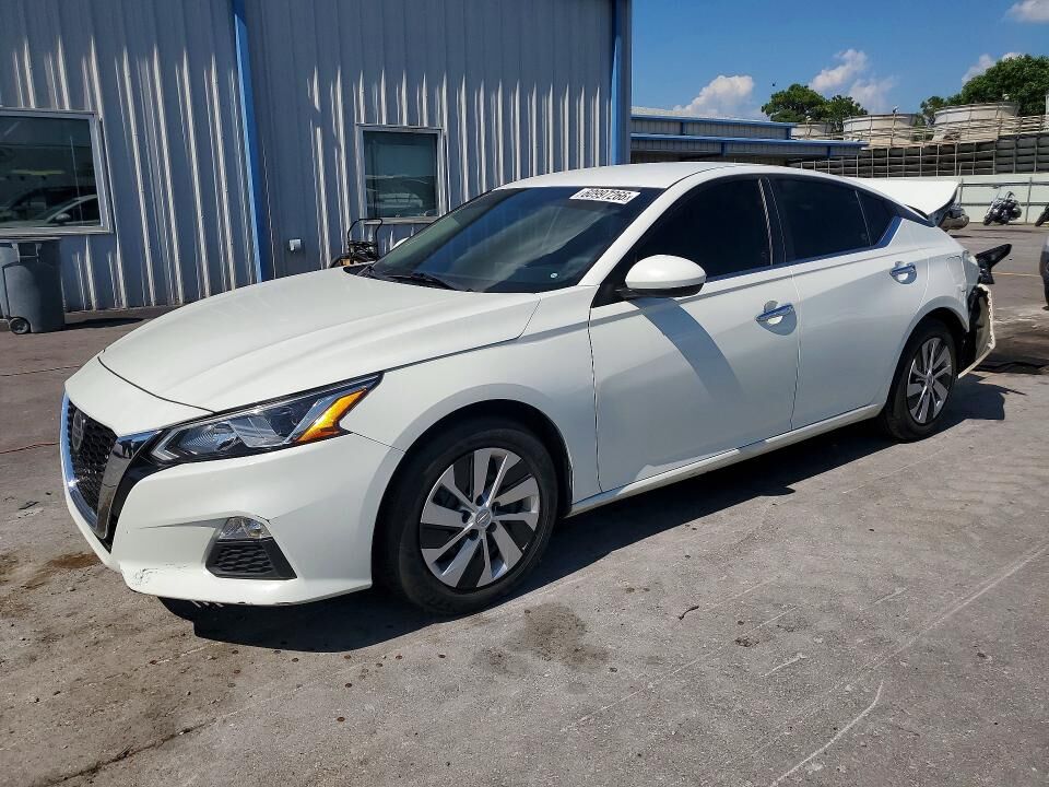 2020 NISSAN Altima