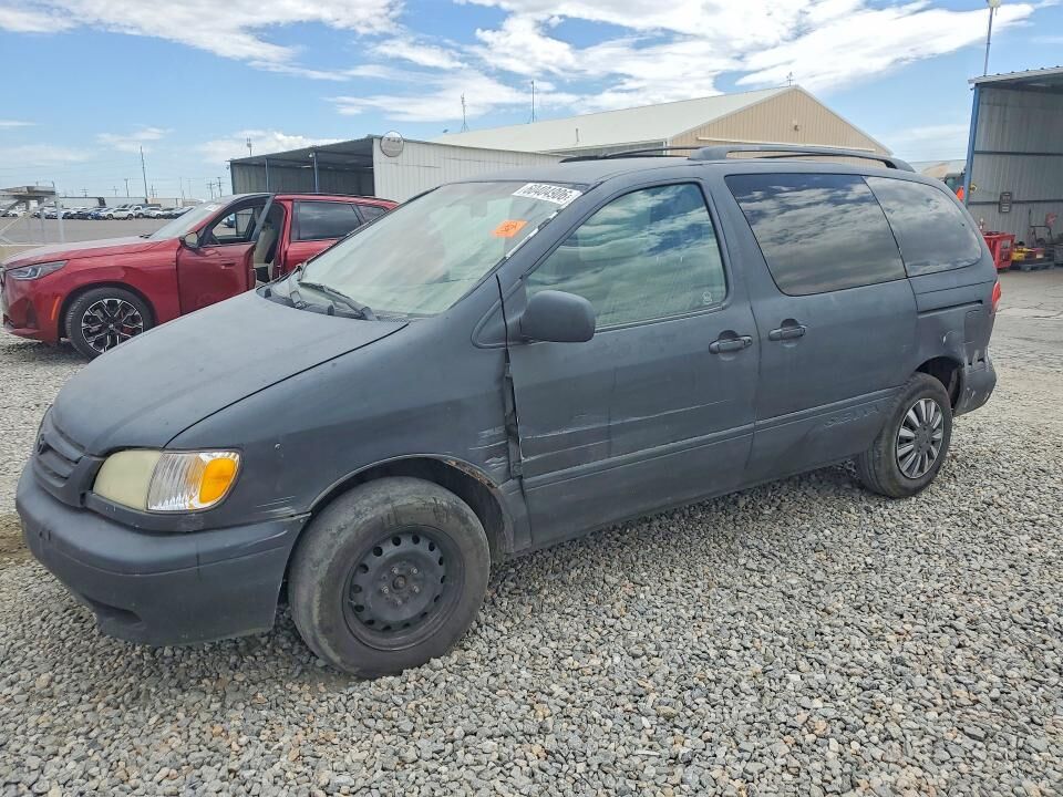 2002 TOYOTA Sienna