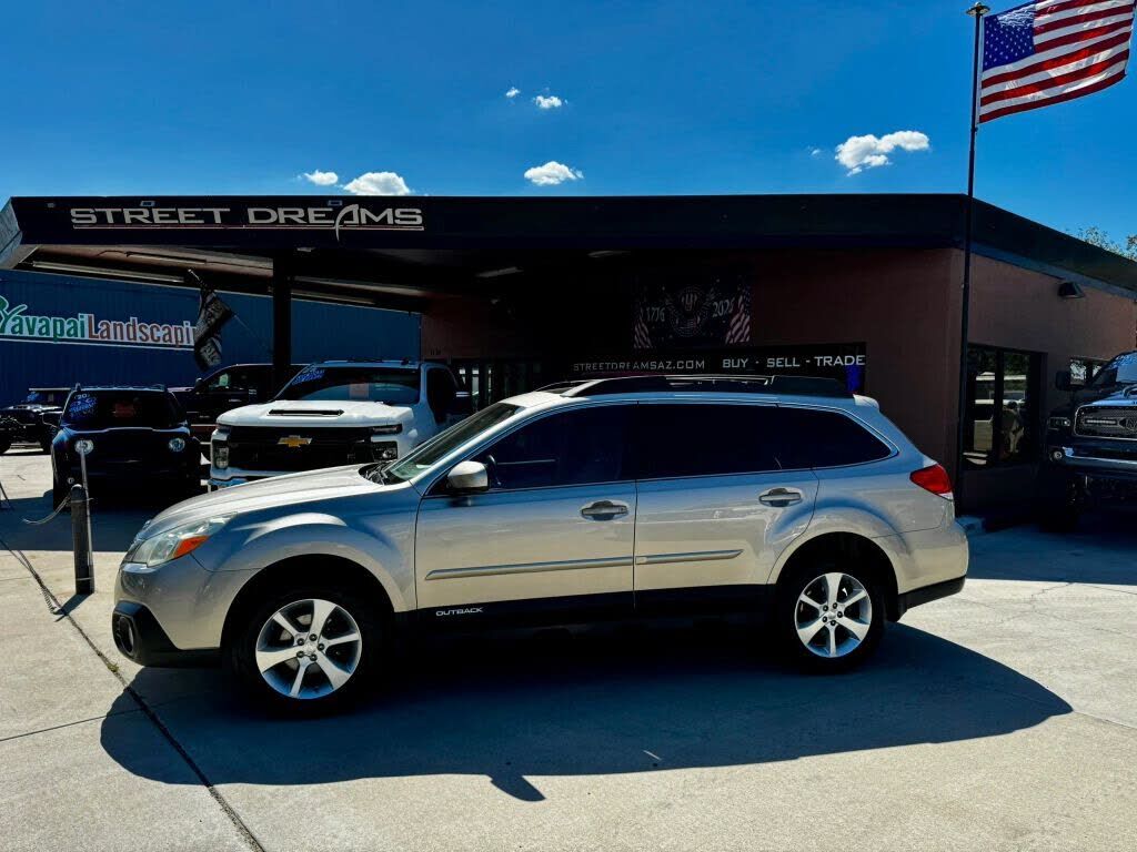 2014 SUBARU Outback