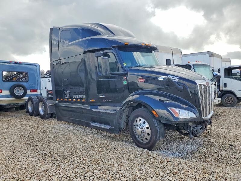 2023 PETERBILT 579