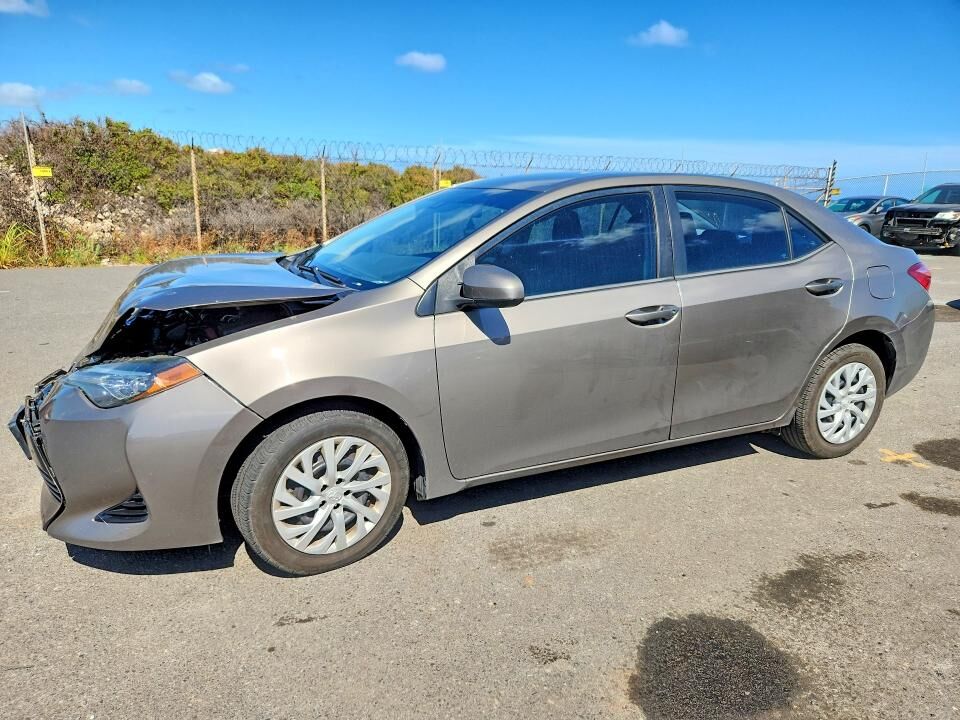 2018 TOYOTA Corolla