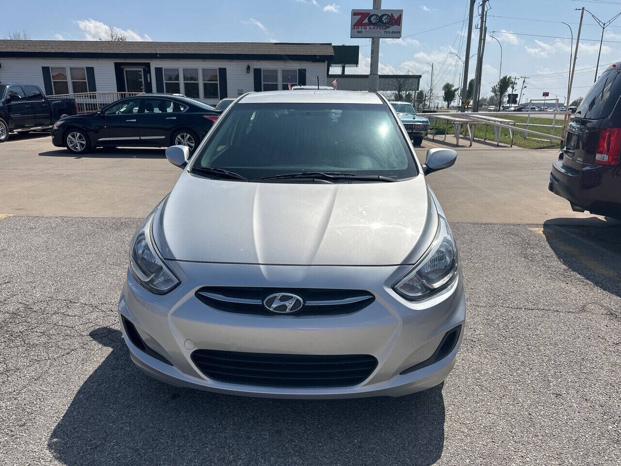 2016 HYUNDAI Accent
