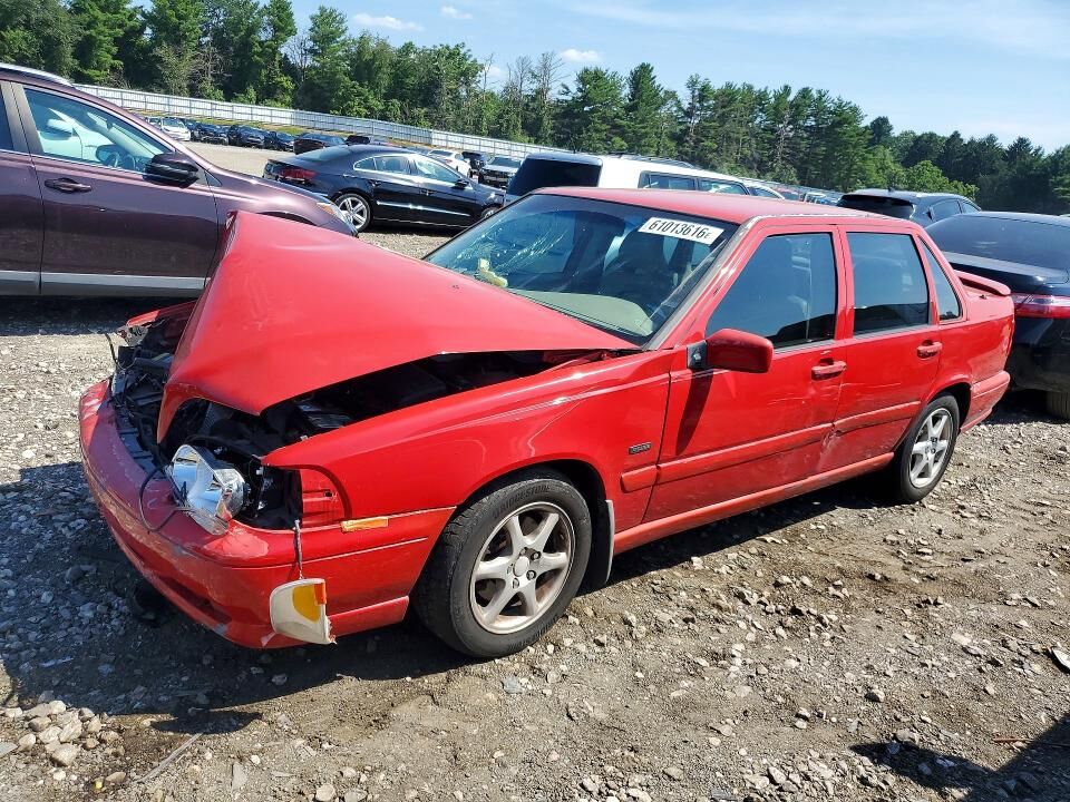 1998 VOLVO S70