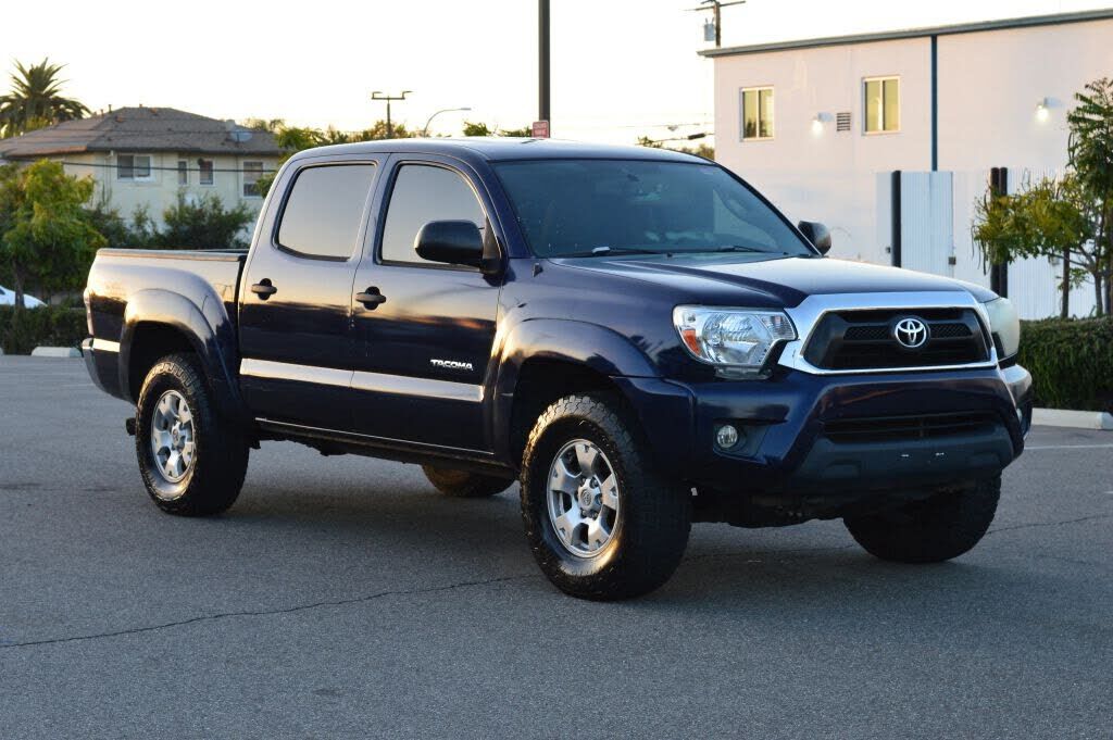 2013 TOYOTA Tacoma
