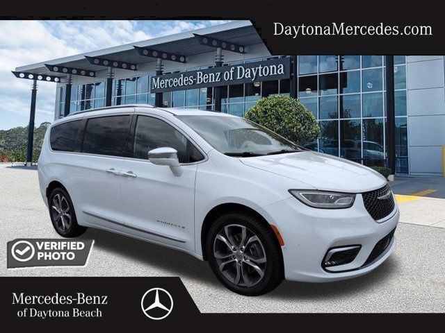 2021 CHRYSLER Pacifica