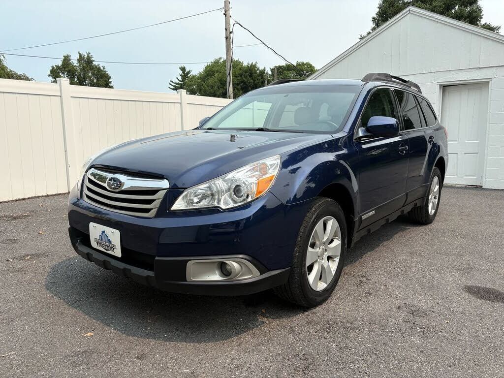 2010 SUBARU Outback