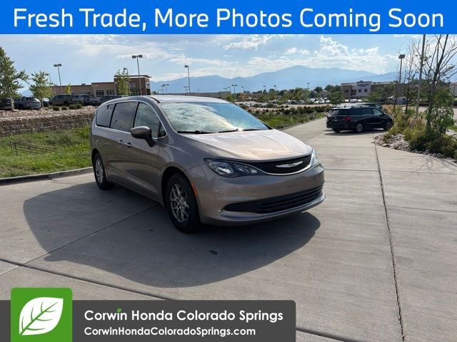 2017 CHRYSLER Pacifica