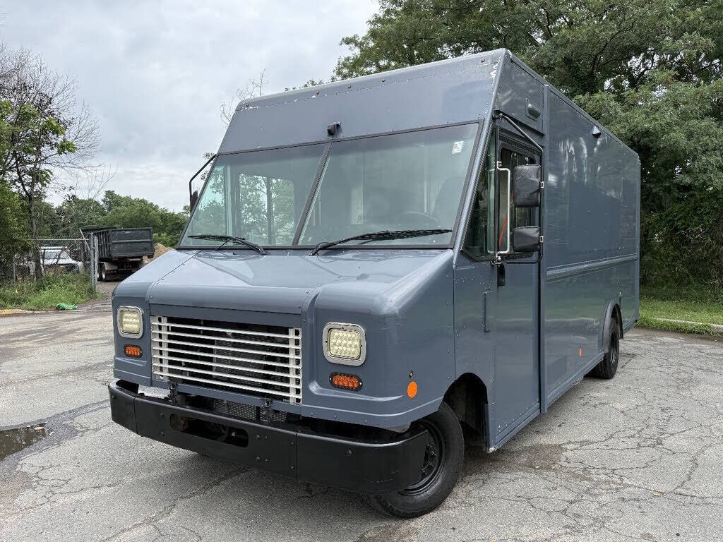 2019 FORD E-450