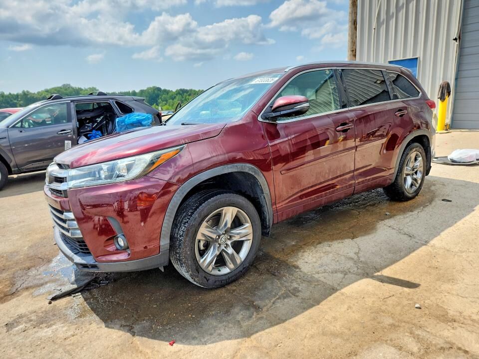 2019 TOYOTA Highlander
