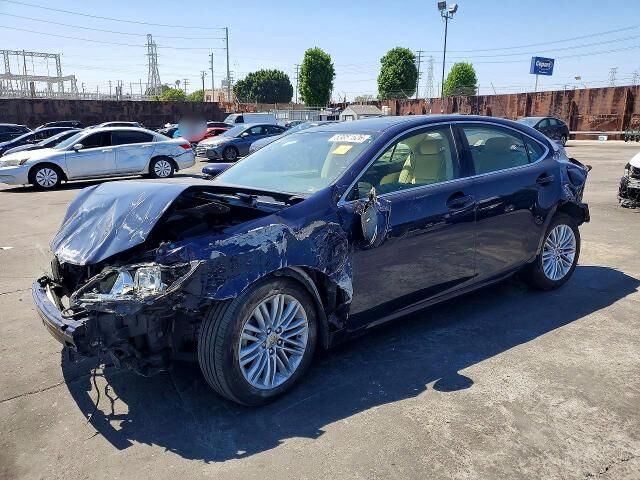 2015 LEXUS ES