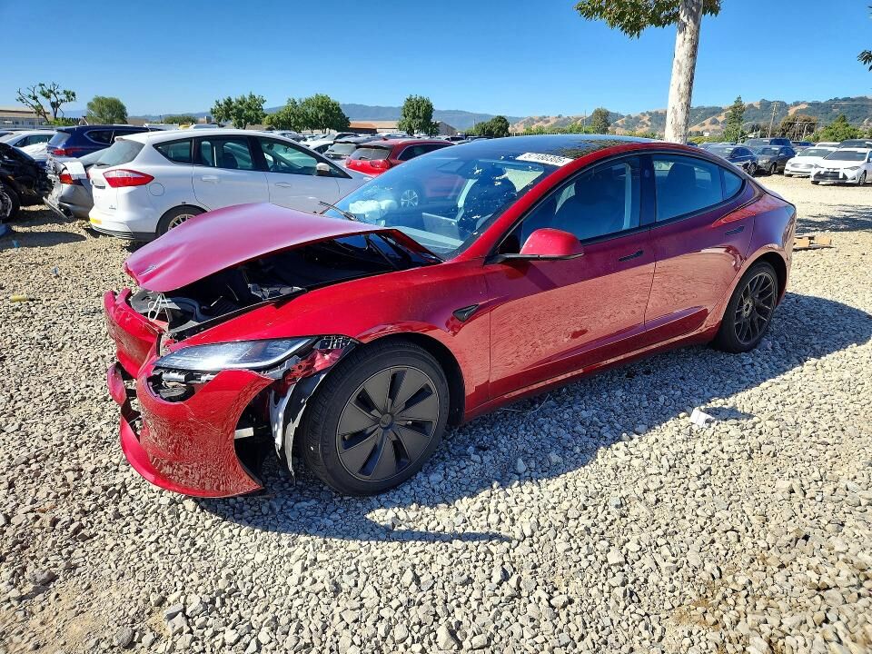 2024 TESLA Model 3