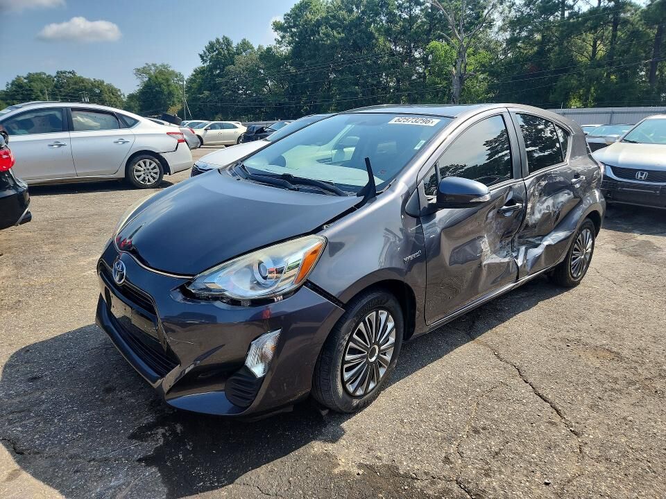 2016 TOYOTA Prius