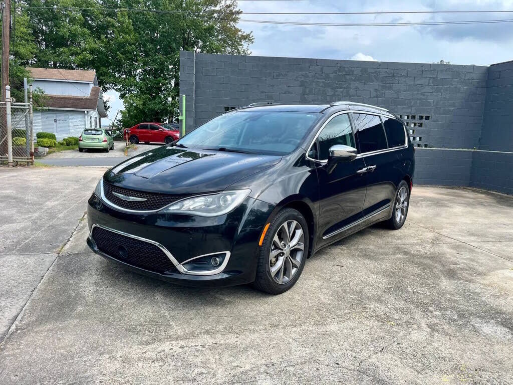 2017 CHRYSLER Pacifica