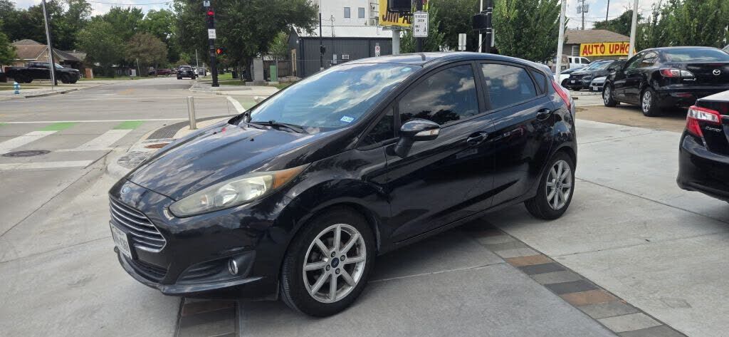 2015 FORD Fiesta