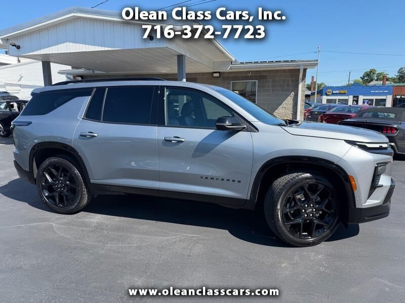 2025 CHEVROLET Traverse