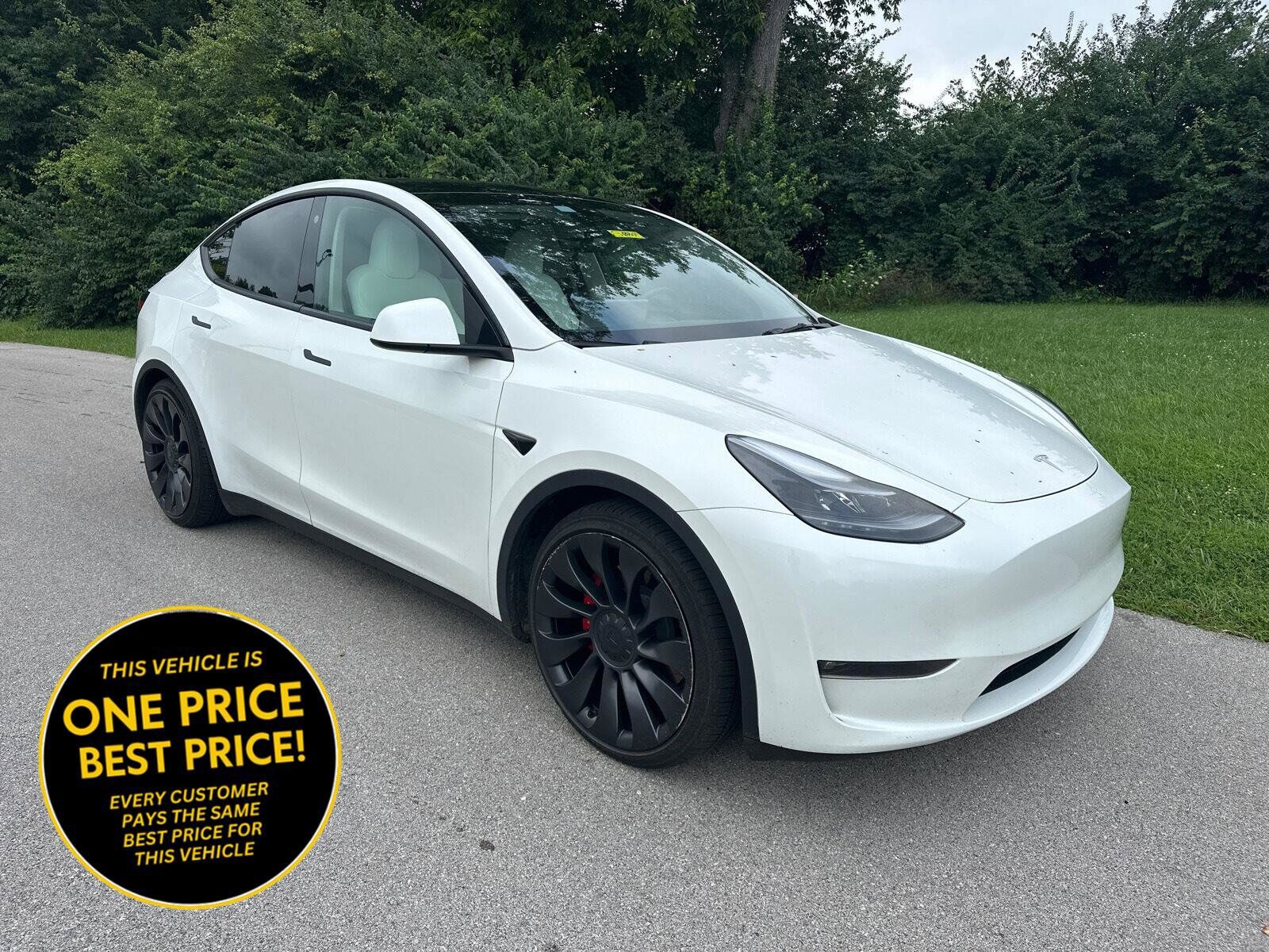 2023 TESLA Model Y