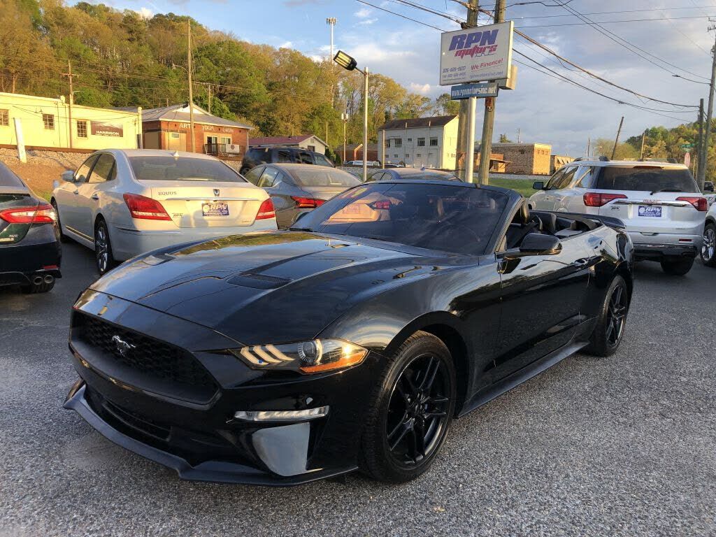 2019 FORD Mustang