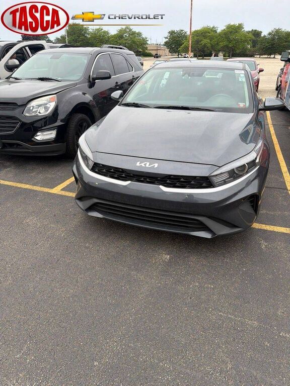 2023 KIA Forte