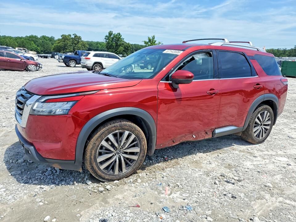 2022 NISSAN Pathfinder