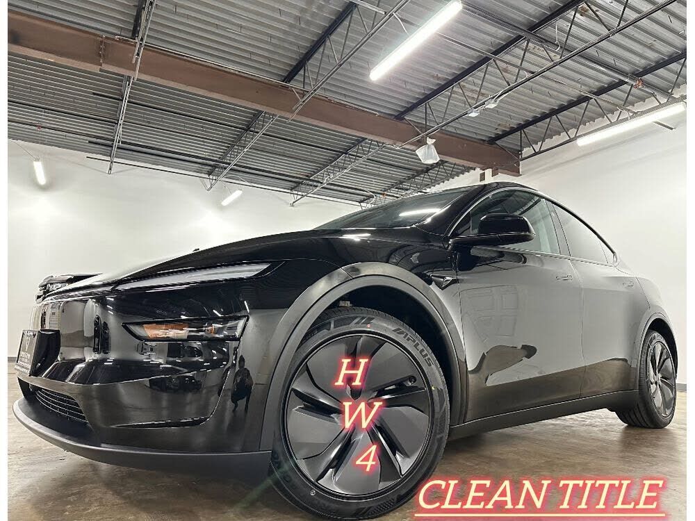 2026 TESLA Model Y