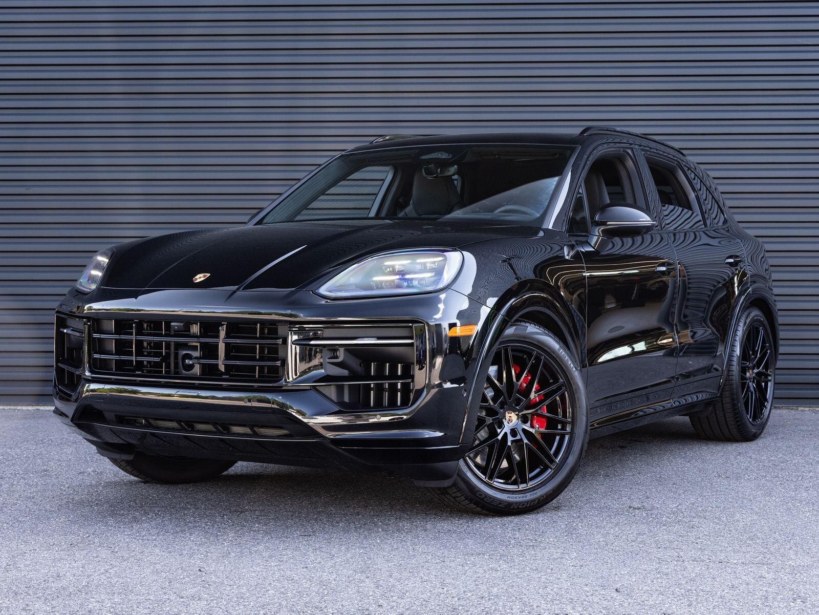 2026 PORSCHE Cayenne