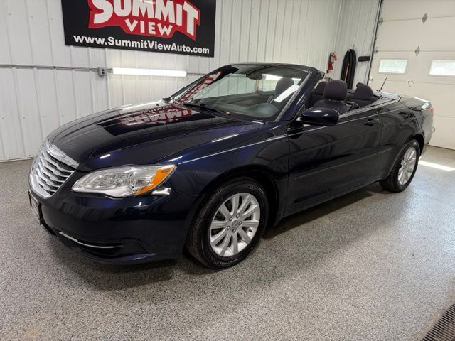 2012 CHRYSLER 200