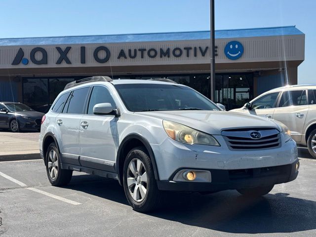 2010 SUBARU Outback