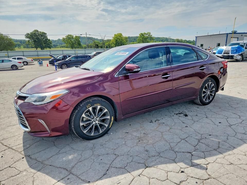 2018 TOYOTA Avalon
