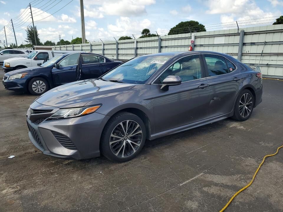 2019 TOYOTA Camry
