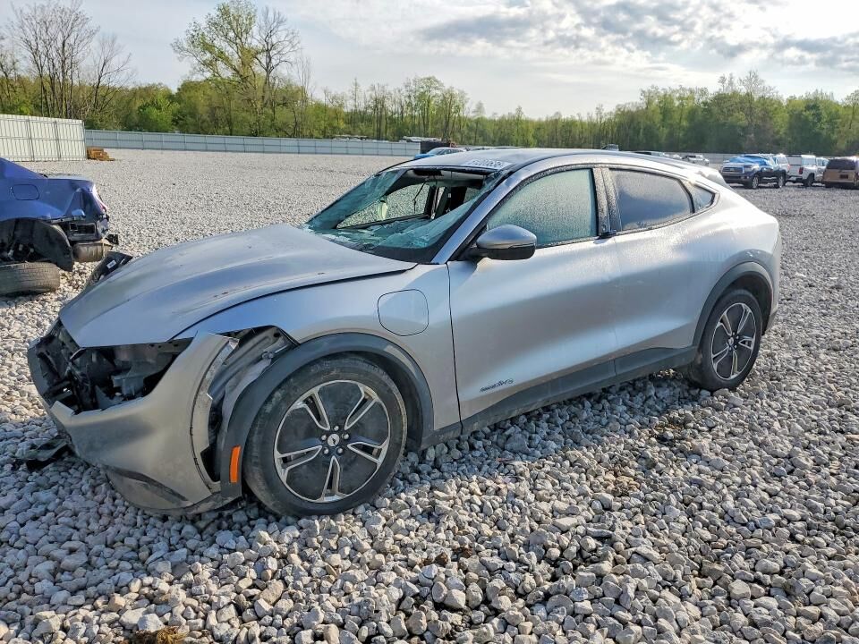 2021 FORD Mach-E