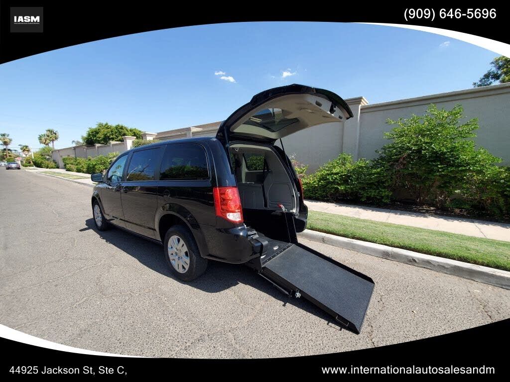 2018 DODGE Grand Caravan