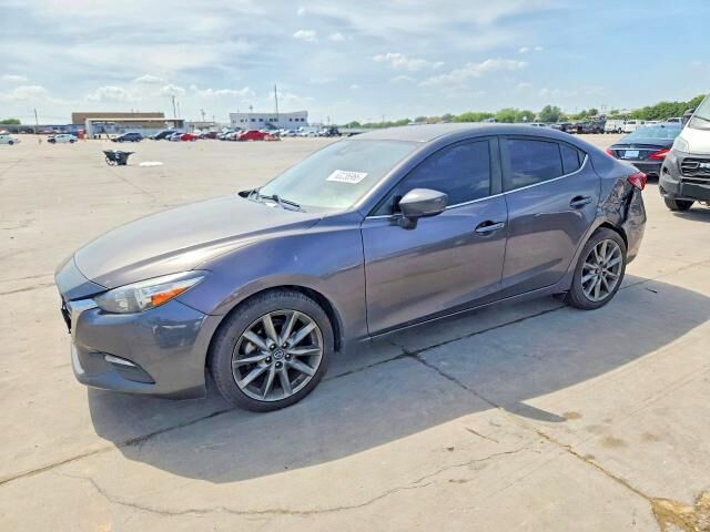 2018 MAZDA Mazda3
