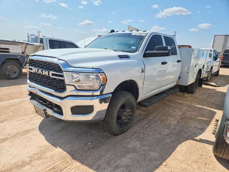 2022 RAM 3500